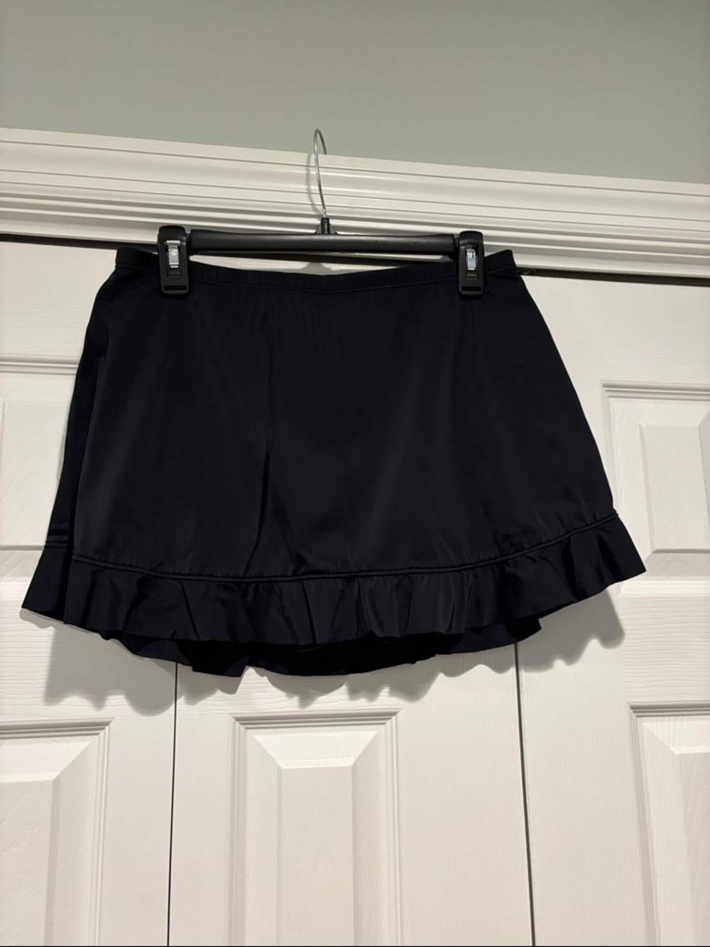 Black Ruffle Hem Women's Athletic Swim Skort